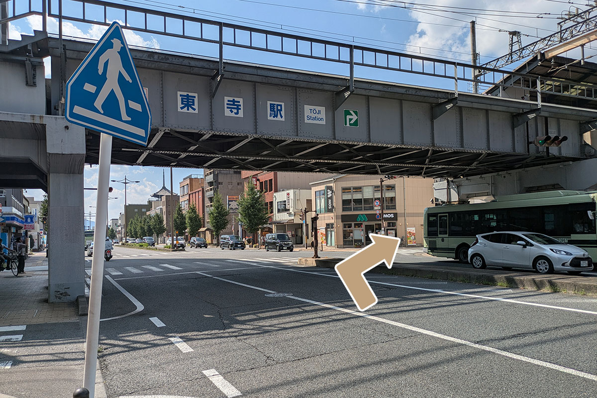 地下鉄九条駅方面からのルート01